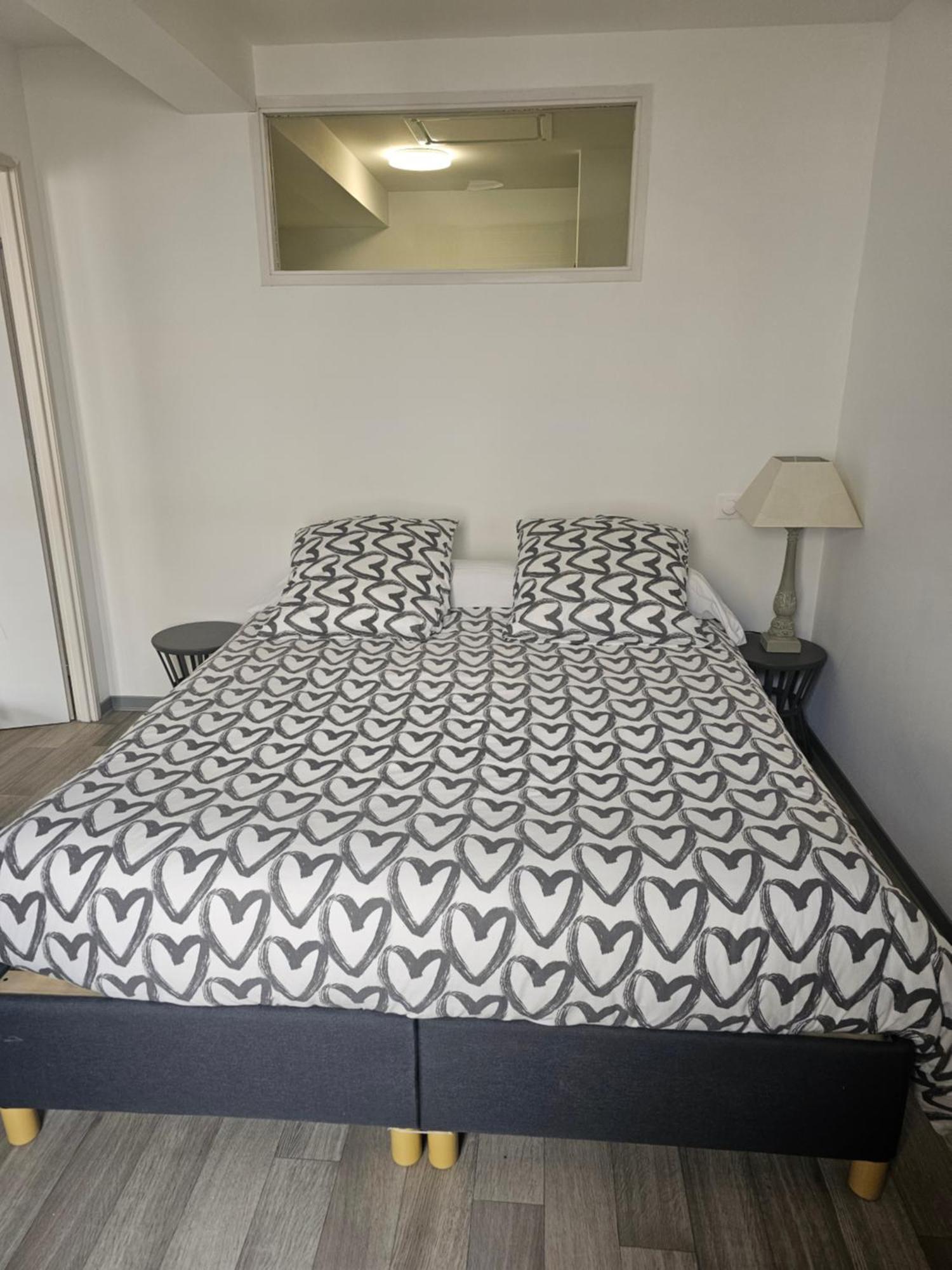 Logement Centre Ville Maurs Bagian luar foto